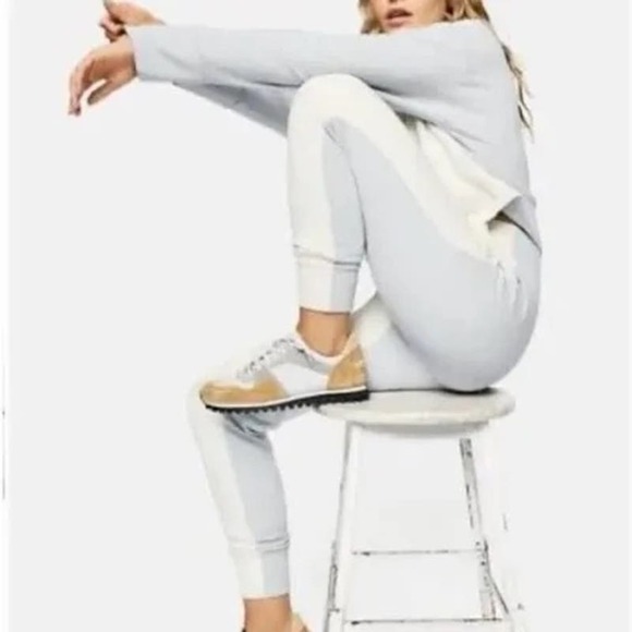 NWT Outdoor Voices Soft Cotton Jogger Dove/Bone XS - Picture 2 of 7